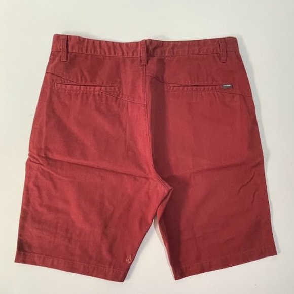Volcom - Corpo Class - Chino Shorts - Size 36 - Picture 2 of 6